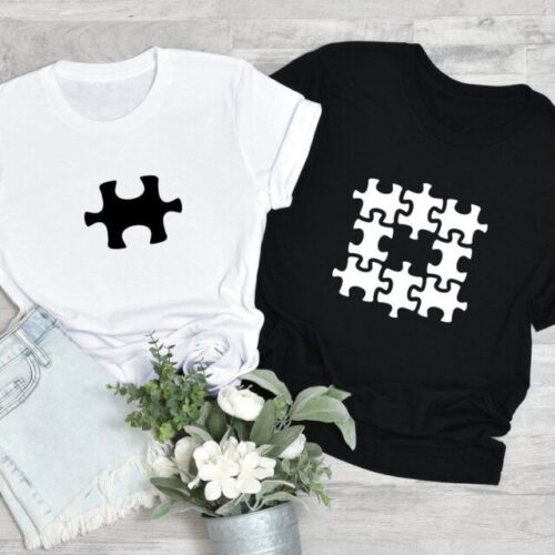 Tricouri pentru cuplu personalizate cu piese de puzzle